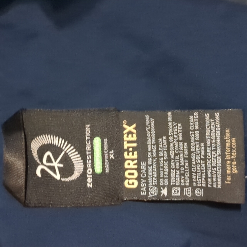 Zero Restriction Gore Tex Jacket - image 6